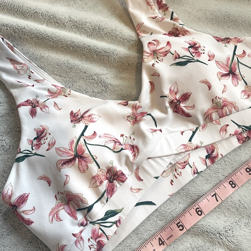 Fabletics Sports Bra